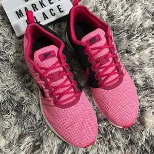 nike dualtone racer pink